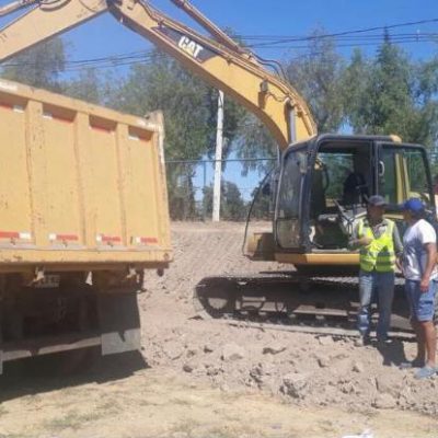 Movimiento de Tierra y Cambio de Orientación de 5 Canchas - Lo Prado (1)