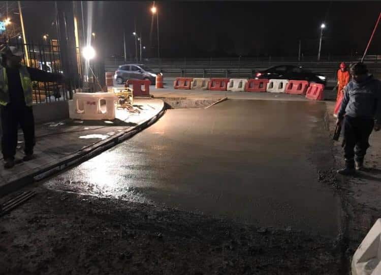 Trabajo de Hormigonado Nocturno Mall Plaza Oeste - Cerrillos